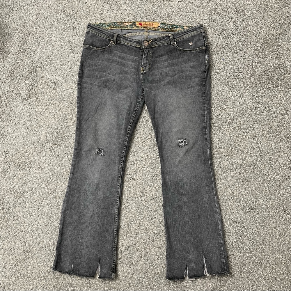 Apple Bottoms Women’s 17/18 Gray Distressed Split Hem Low Rise Flare Jeans